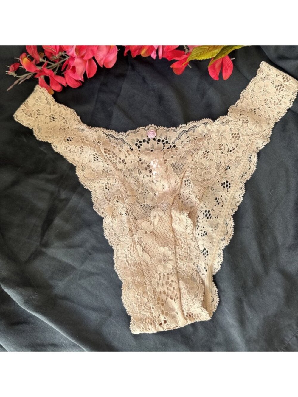 VICTORIA'S SECRET S NUDE DREAM ANGELS BRAZILIAN LACE THONG PANTIES COTTON NWT
